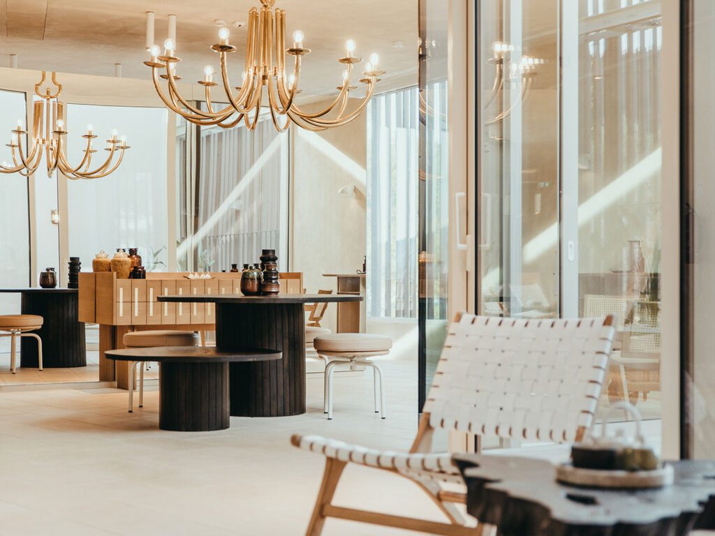 luxbe-accommodation-Maslina-Resort-Hvar-1