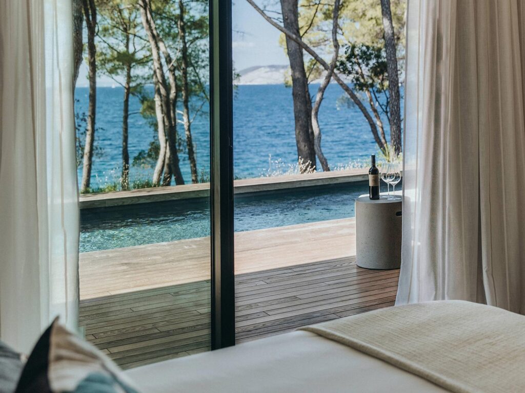 luxbe-accommodation-Maslina-Resort-Hvar-5