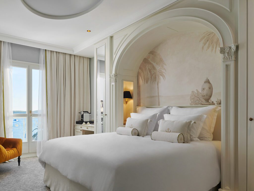 luxbe-accommodation-Palace-Elisabeth-Hvar-Heritage-Hotel-3