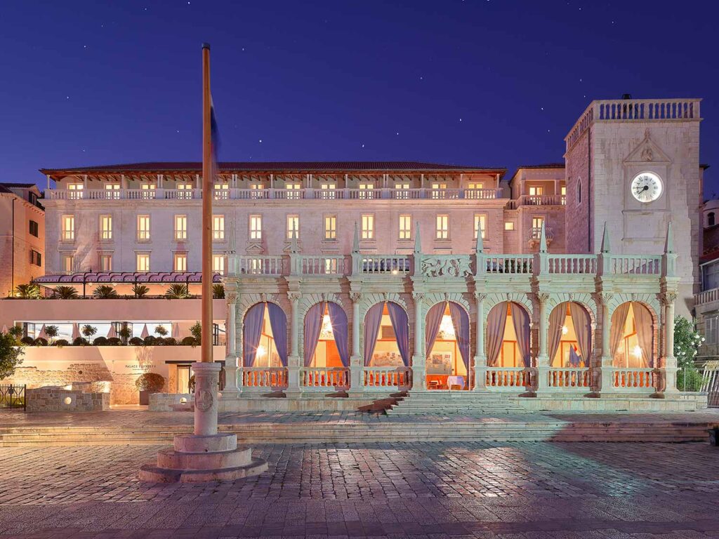 luxbe-accommodation-Palace-Elisabeth-Hvar-Heritage-Hotel-5